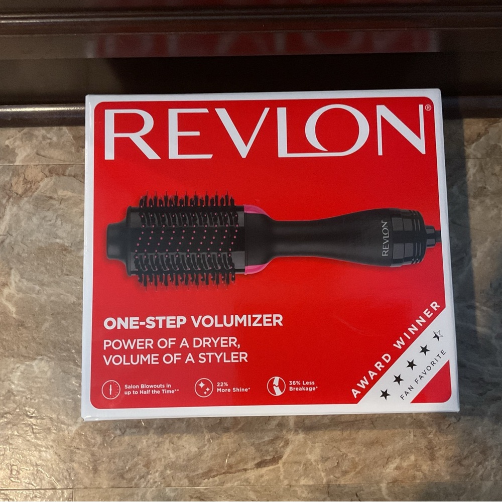 Revlon Salon One-Step Hair Dryer and Volumizer in Black and Pink